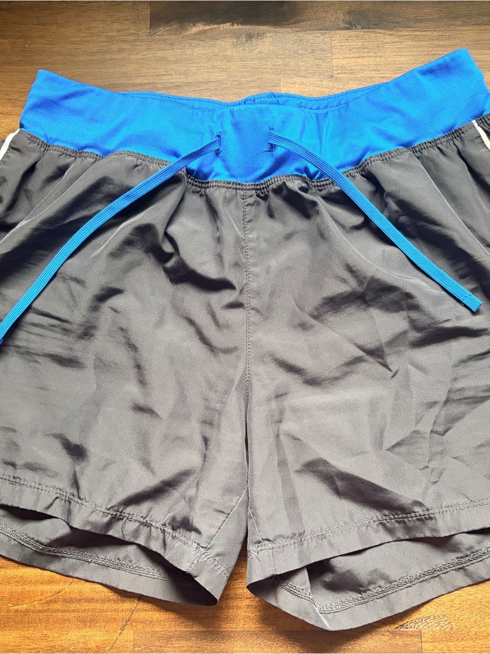 Women’s Champion dark gray/black athletic shorts - Small